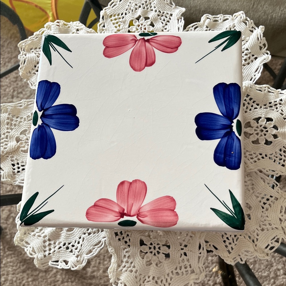 Furio Elegant Floral Ceramic Pink and Blue trivet.